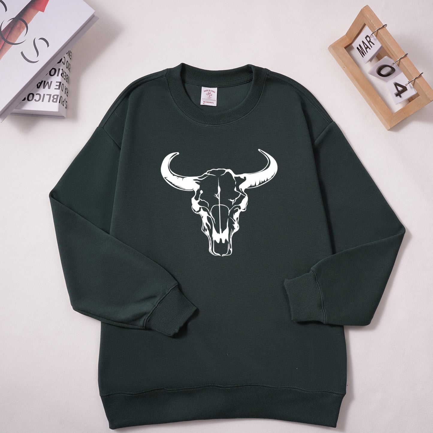 Personalized Cool Hand-painted Cow Skull Print Sweatshirt