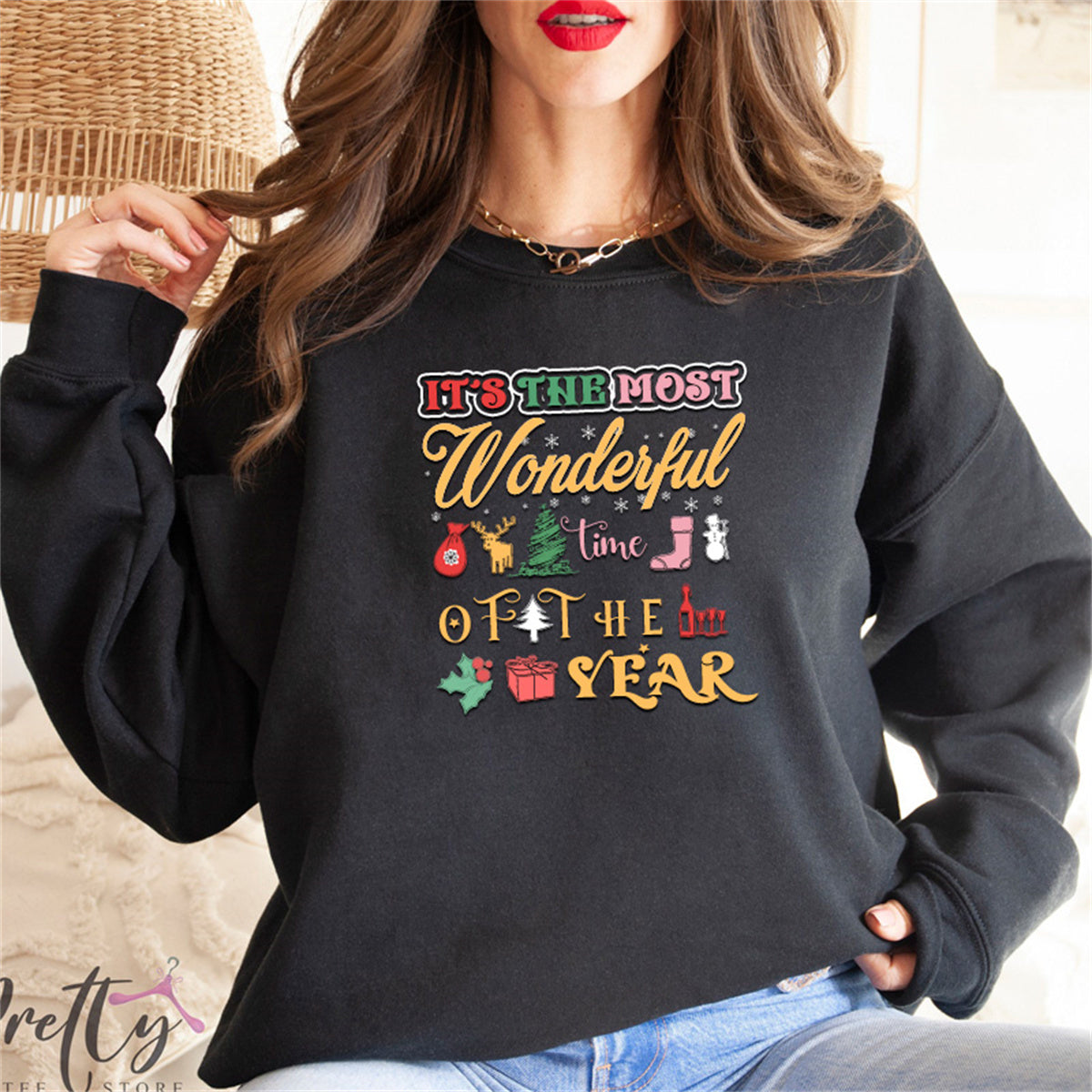 Embroidered Christmas Sweatshirt | Autumn Collection | Cozy & Festive Design | Perfect for Winter Celebrations | Stylish & Comfortable | Ideal Gift for Friends & Family