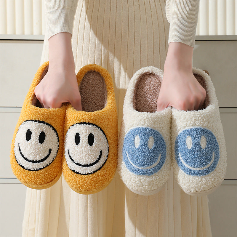 "Thick-Soled Cartoon Smiley Face Anti-Slip Cotton Slippers for Autumn and Winter, Unisex Couple Indoor Home Shoes, Cute Design."