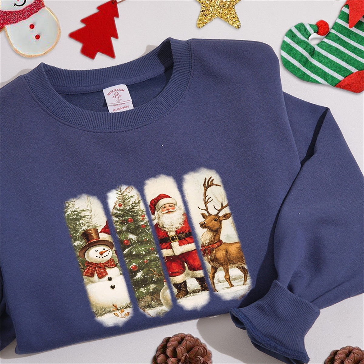 Embroidered Christmas Sweatshirt | Autumn Collection | Cozy & Festive Design | Perfect for Winter Celebrations | Stylish & Comfortable | Ideal Gift for Friends & Family