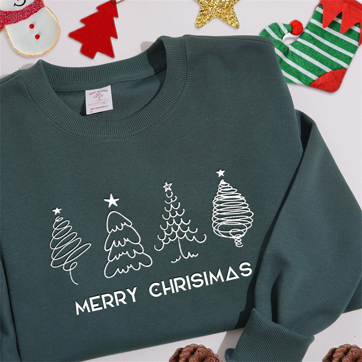 Embroidered Christmas Sweatshirt | Autumn Collection | Cozy & Festive Design | Perfect for Winter Celebrations | Stylish & Comfortable | Ideal Gift for Friends & Family