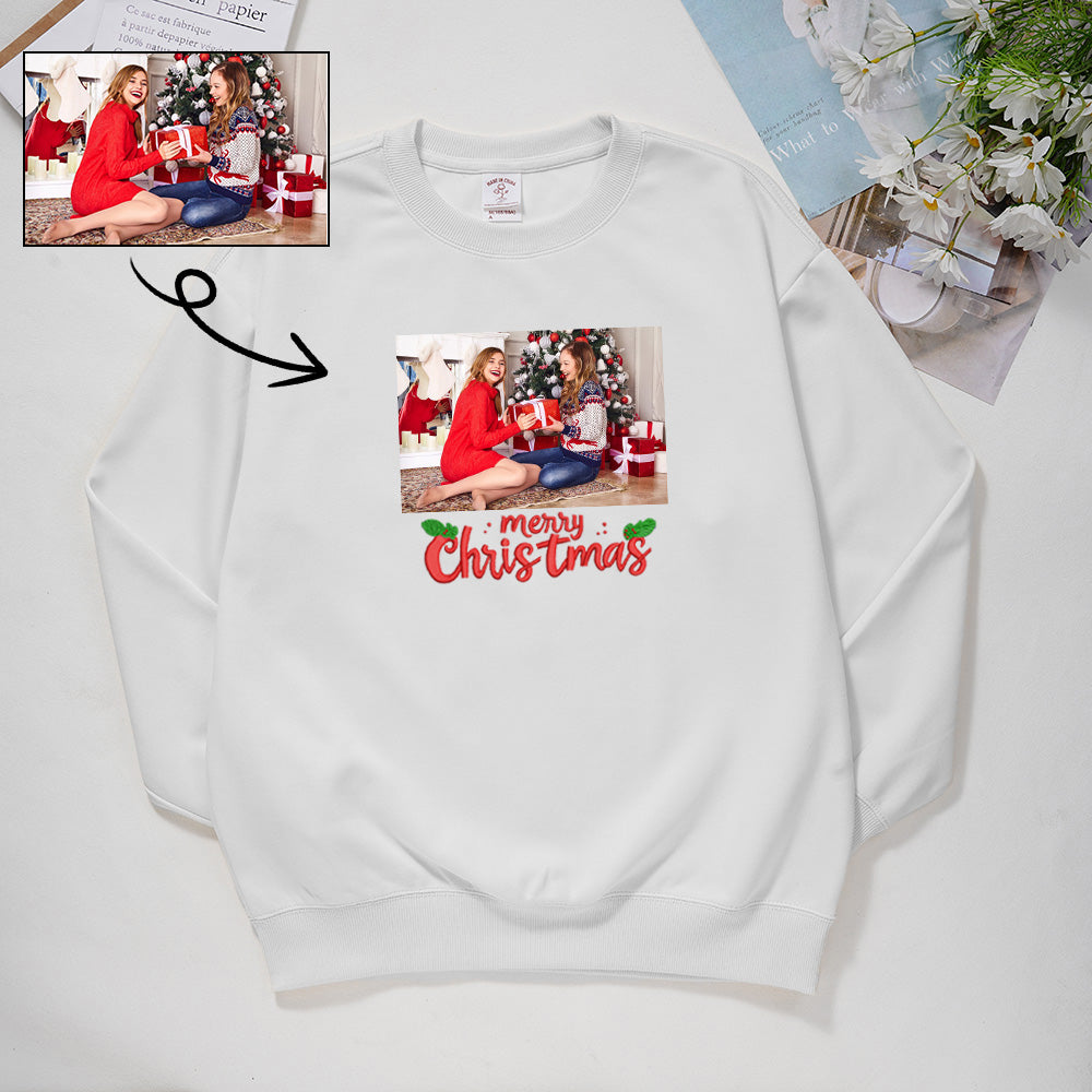 Custom Embroidered Christmas Sweatshirts: Upload Photos and Personalize Text for the Perfect Family Gift to Warm Your Winter!